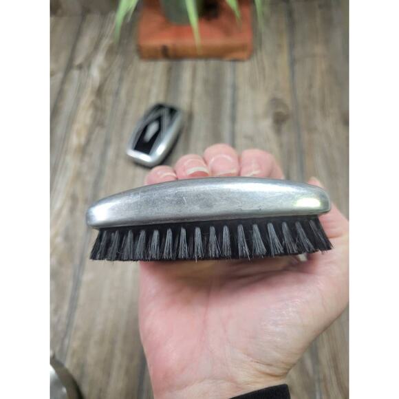 Pair Vintage Clothes Brushes, Art Deco Silver Tone with Black Inlay - Picture 4 of 5